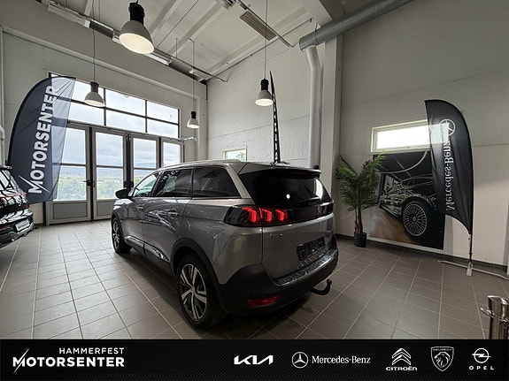 Peugeot 5008 4 of 29