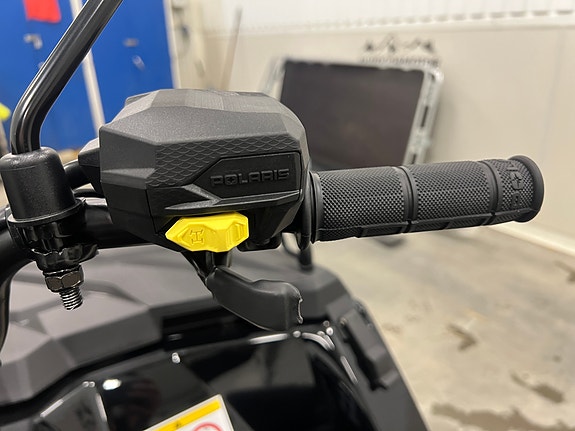 Polaris Sportsman X2 570 EPS SP Black Edition, 127 200,- eks MVA! 12 of 22