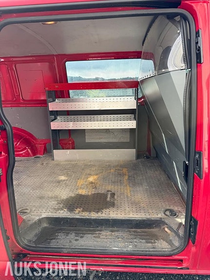 Volkswagen Transporter 10 of 10