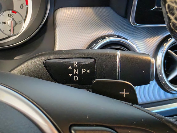 Mercedes-Benz GLA200 18 of 30