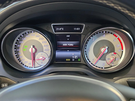 Mercedes-Benz GLA200 19 of 30