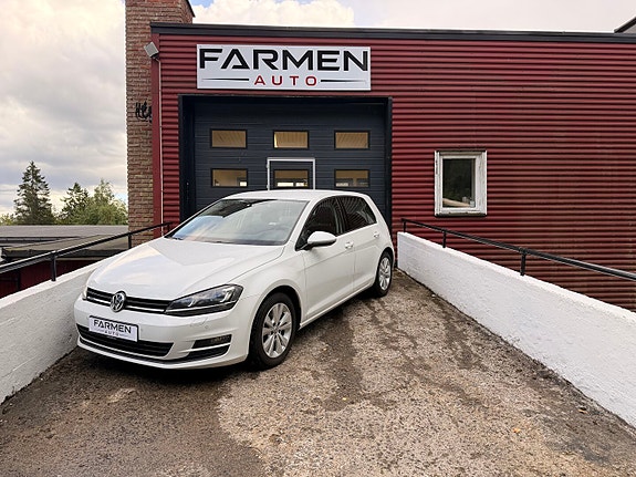Volkswagen Golf VII 2 of 8