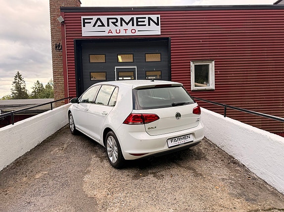 Volkswagen Golf VII 6 of 8