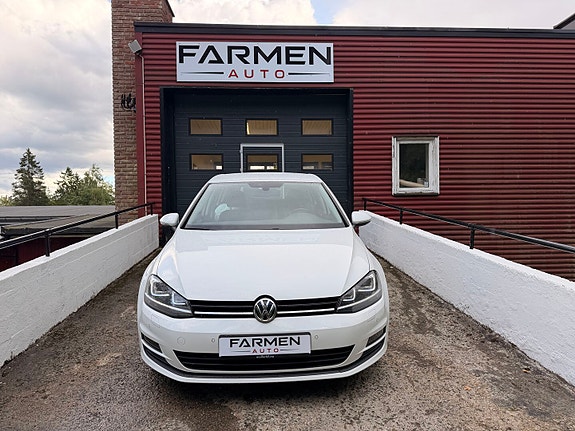 Volkswagen Golf VII 3 of 8