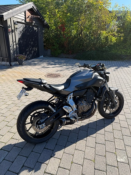 Yamaha MT-07 5 of 10
