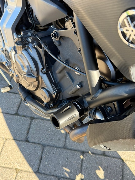 Yamaha MT-07 9 of 10