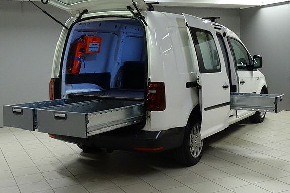 Volkswagen Caddy Maxi 27 of 30