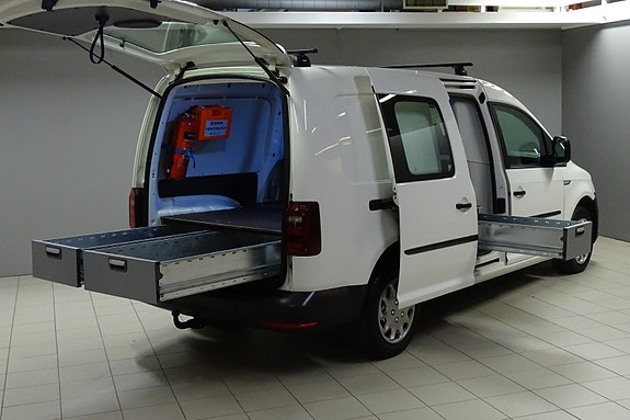 Volkswagen Caddy Maxi 28 of 30