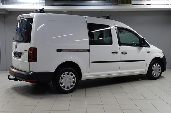 Volkswagen Caddy Maxi 10 of 30