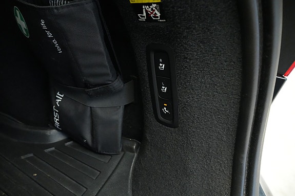 Volvo V90 21 of 30