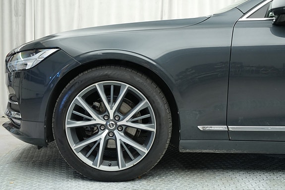 Volvo V90 6 of 30