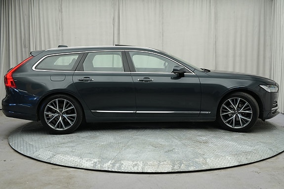 Volvo V90 4 of 30