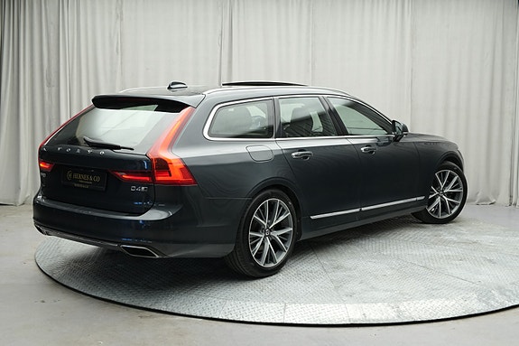 Volvo V90 12 of 30