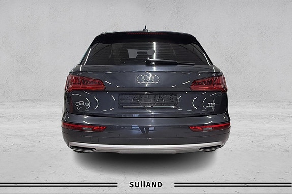 Audi Q5 4 of 29