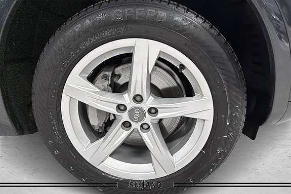 Audi Q5 9 of 29