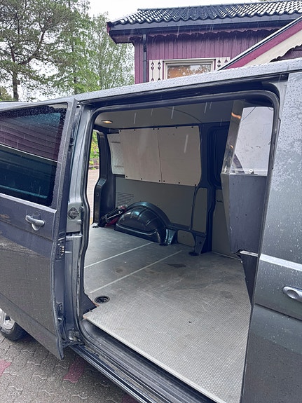 Volkswagen Transporter 17 of 21