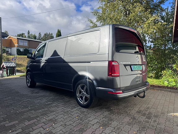 Volkswagen Transporter 4 of 21