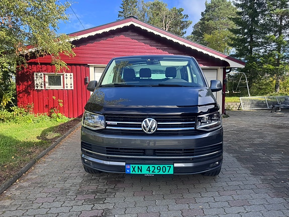 Volkswagen Transporter 2 of 21