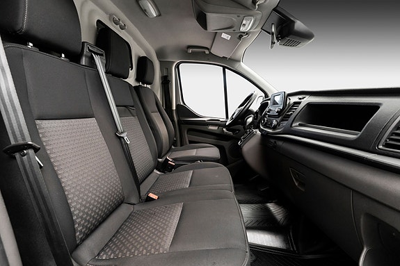 Ford Transit Custom 23 of 26