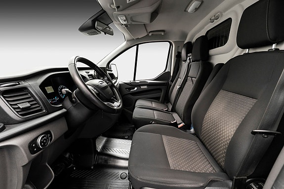 Ford Transit Custom 20 of 26