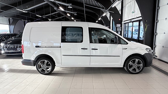 Volkswagen Caddy Maxi 5 of 22