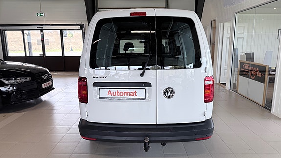 Volkswagen Caddy Maxi 8 of 22