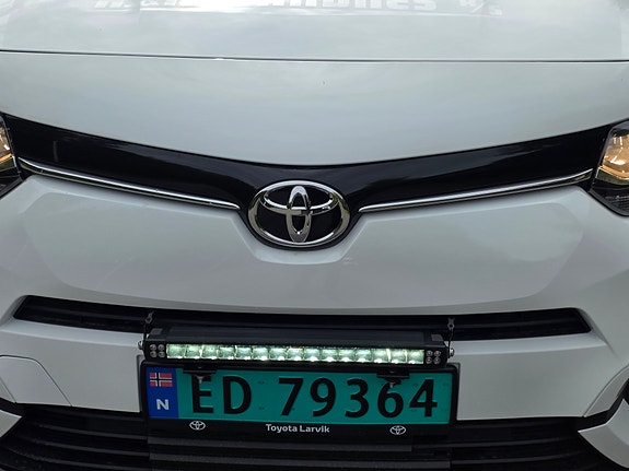 Toyota Proace City 2 of 30