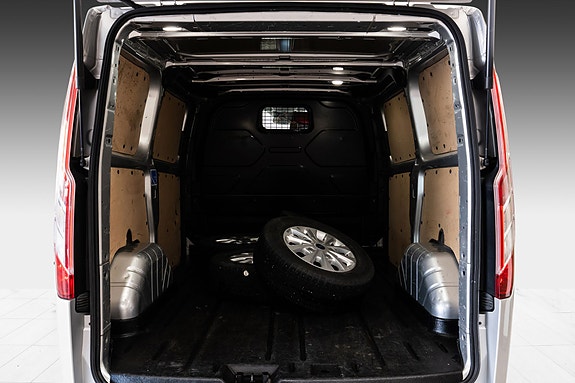 Ford Transit Custom 10 of 25