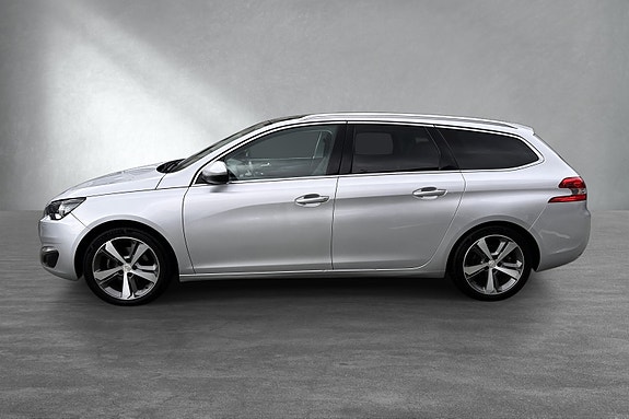 Peugeot 308 2 of 30