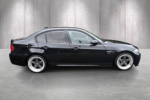 BMW 335d 24 of 26