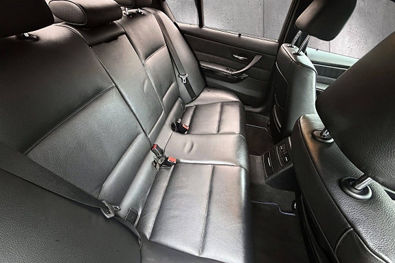 BMW 335d 15 of 26
