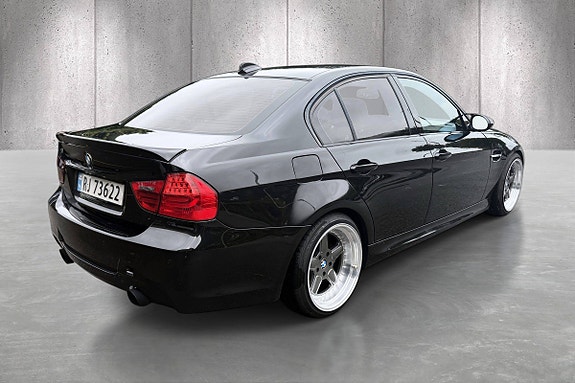 BMW 335d 23 of 26