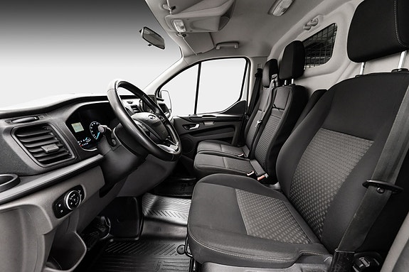 Ford Transit Custom 20 of 26