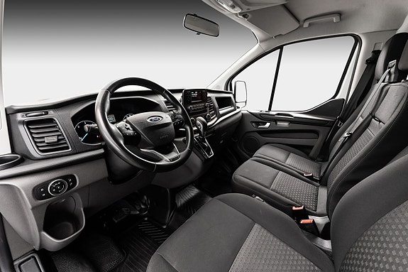 Ford Transit Custom 21 of 26