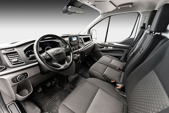 Ford Transit Custom 20 of 24
