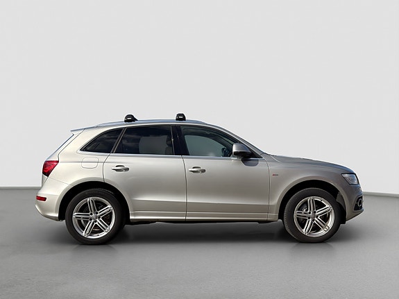 Audi Q5 6 of 30