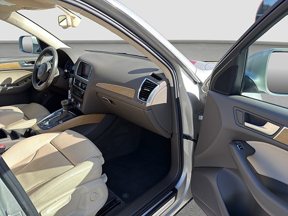 Audi Q5 21 of 30