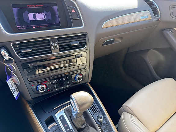Audi Q5 14 of 30