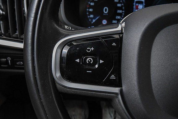 Volvo V90 14 of 22