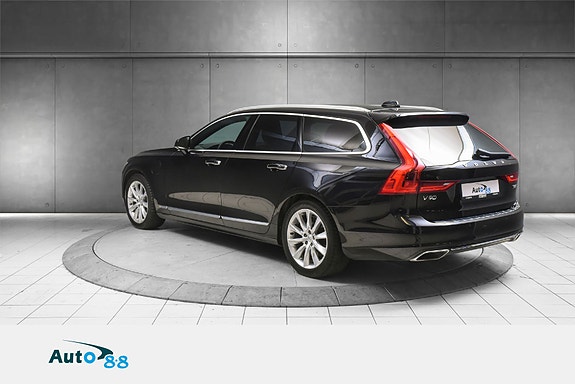 Volvo V90 8 of 22