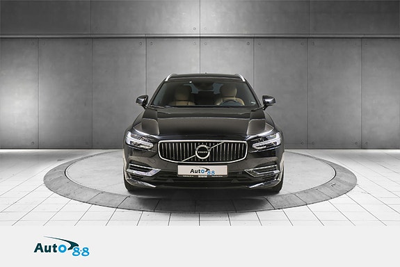 Volvo V90 4 of 22