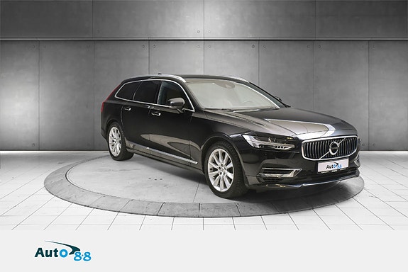 Volvo V90 2 of 22