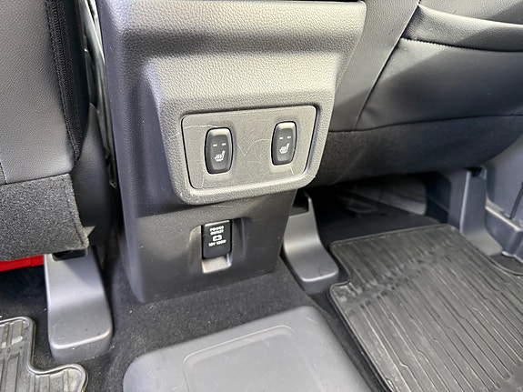 Mitsubishi Eclipse Cross 12 of 30