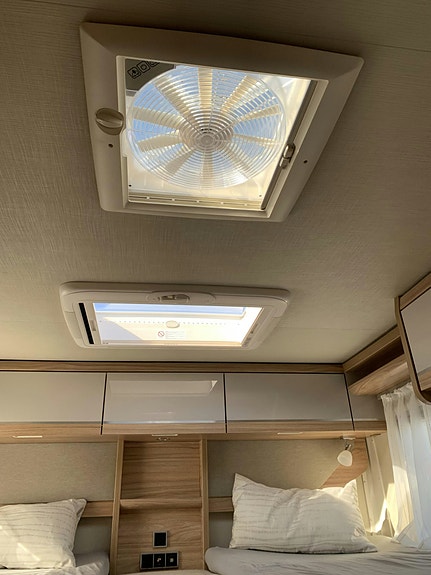 Hymer B 678 CL 24 of 30