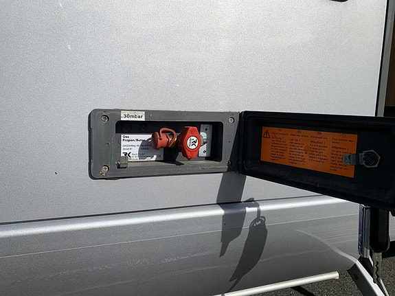 Hymer B 678 CL 16 of 30