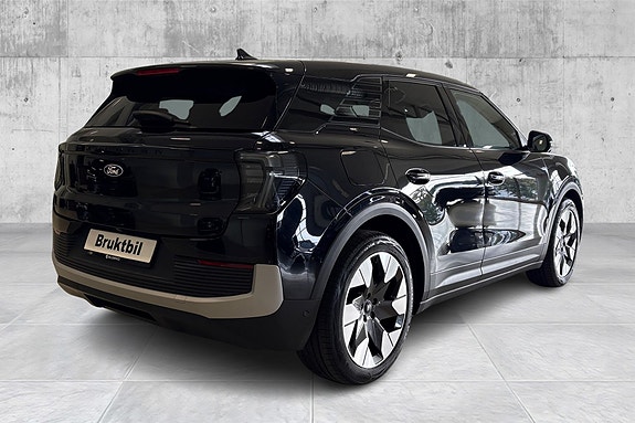 Ford Explorer 5 of 23