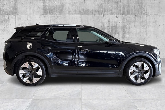 Ford Explorer 6 of 23