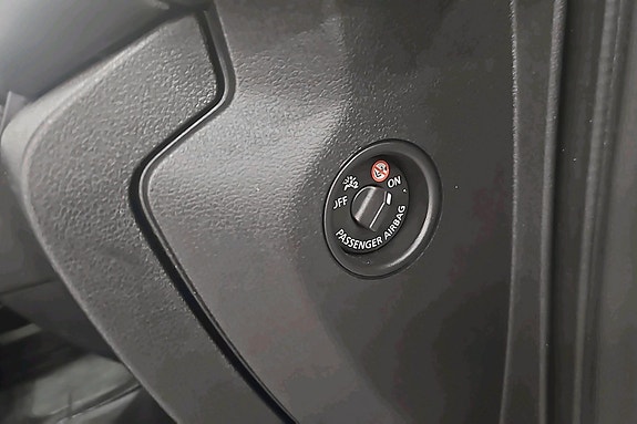 Renault Trafic 10 of 19