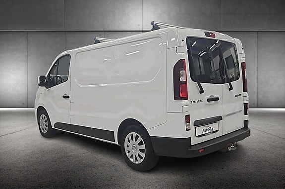 Renault Trafic 8 of 19