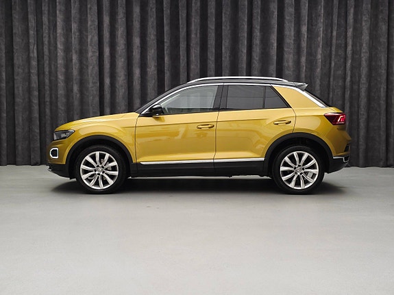 Volkswagen T-Roc 4 of 30